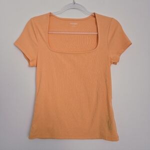 🆕️Orange Ribbed Top Size Large